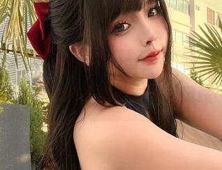 Sayo Momo厨娘的观看合集，锅子里的烟雾弥漫，眼前却别有一番风味…